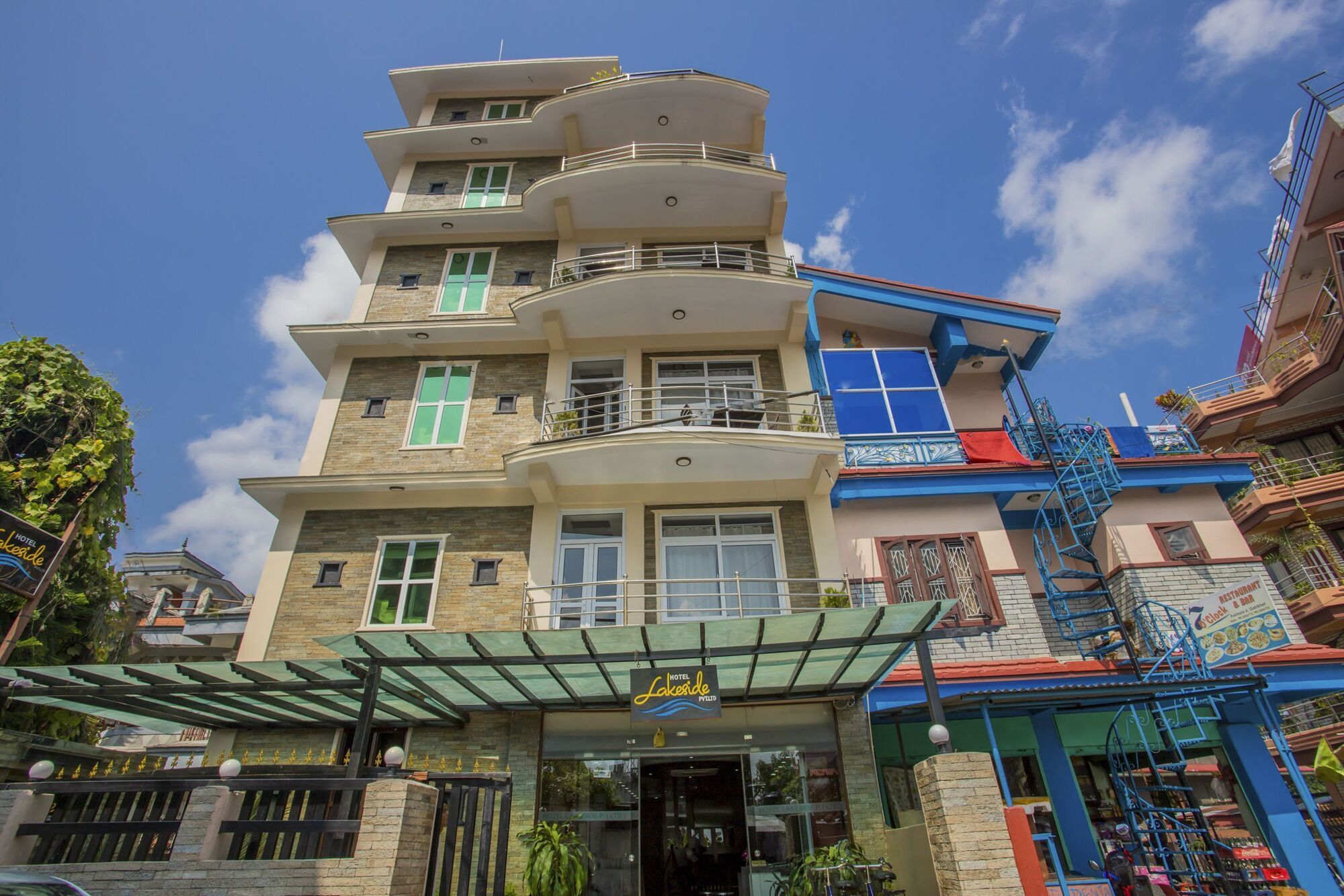 Hotel Lakeside Pvt. Ltd. Pokhara Esterno foto